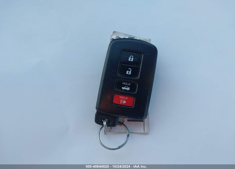 2012 TOYOTA CAMRY HYBRID XLE VIN: 4T1BD1FK2CU059751