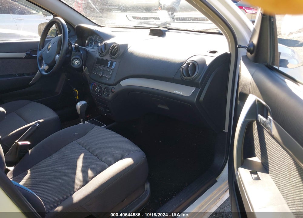 2009 CHEVROLET AVEO LT VIN: KL1TD56E49B606394