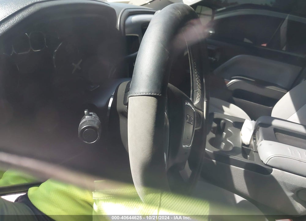 2014 GMC SIERRA 1500 SLE VIN: 3GTP1UEC3EG138401
