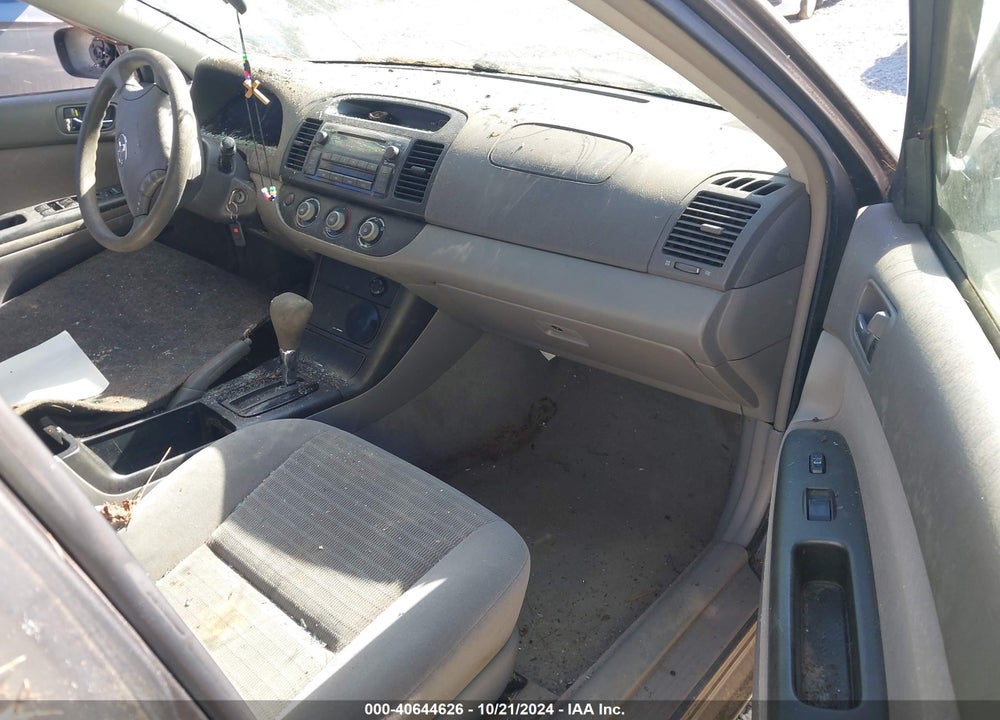 2005 TOYOTA CAMRY LE VIN: 4T1BE32K65U589514