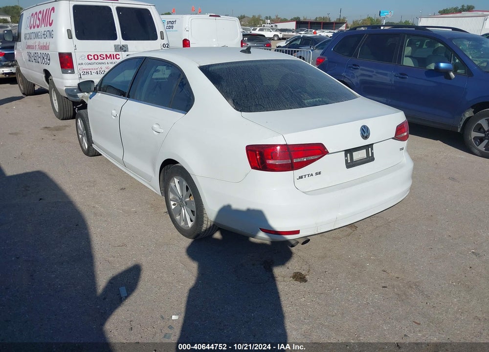 2015 VOLKSWAGEN JETTA 1.8T SE VIN: 3VWD07AJ8FM313432