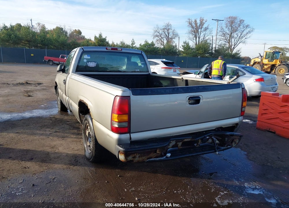 1999 CHEVROLET SILVERADO 1500 VIN: 1GCEC14WXXE182532