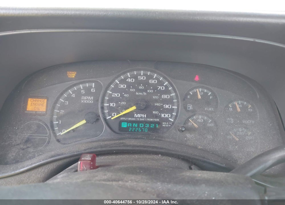 1999 CHEVROLET SILVERADO 1500 VIN: 1GCEC14WXXE182532