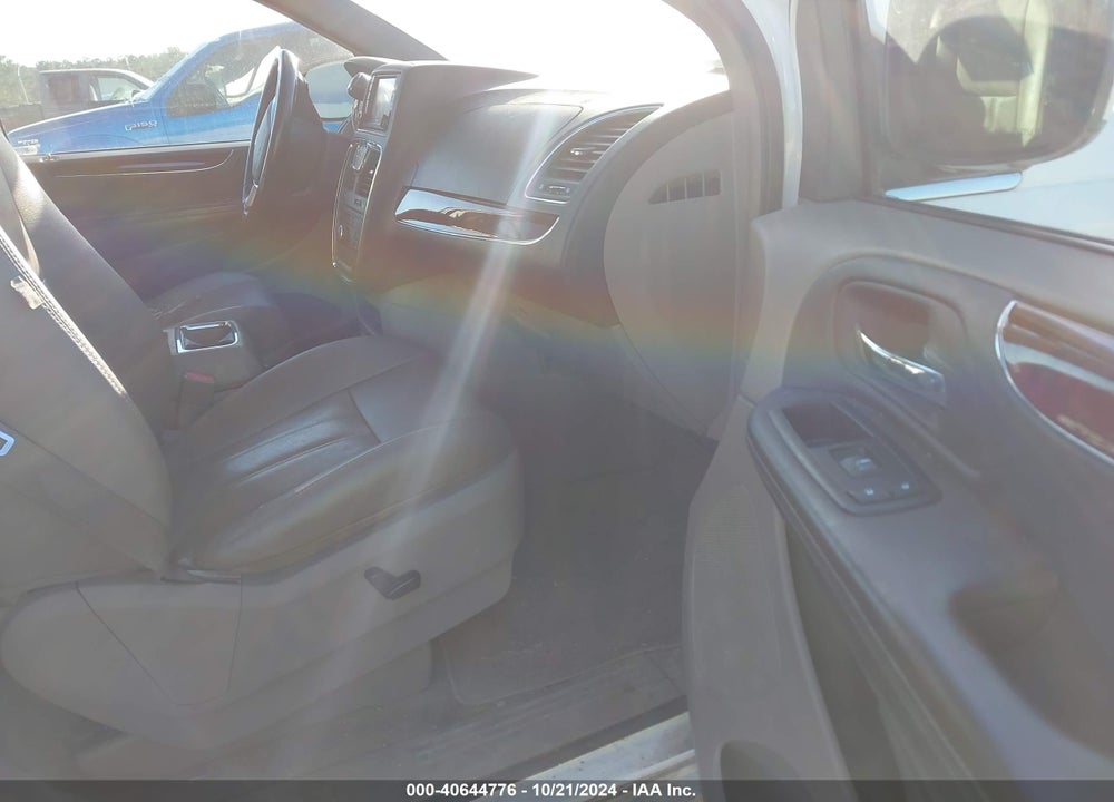 2012 CHRYSLER TOWN & COUNTRY TOURING VIN: 2C4RC1BG7CR245161