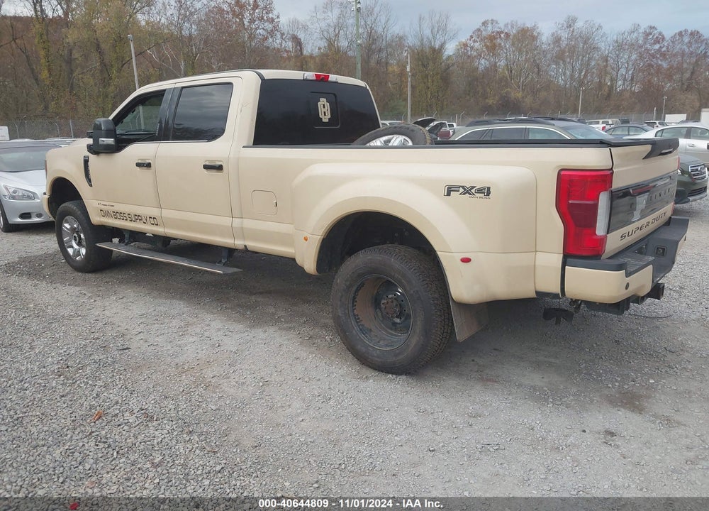 2017 FORD F-350 PLATINUM VIN: 1FT8W3DT4HEB52305