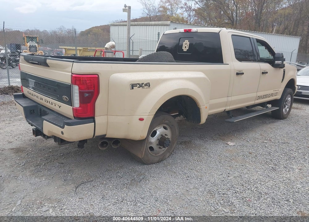 2017 FORD F-350 PLATINUM VIN: 1FT8W3DT4HEB52305