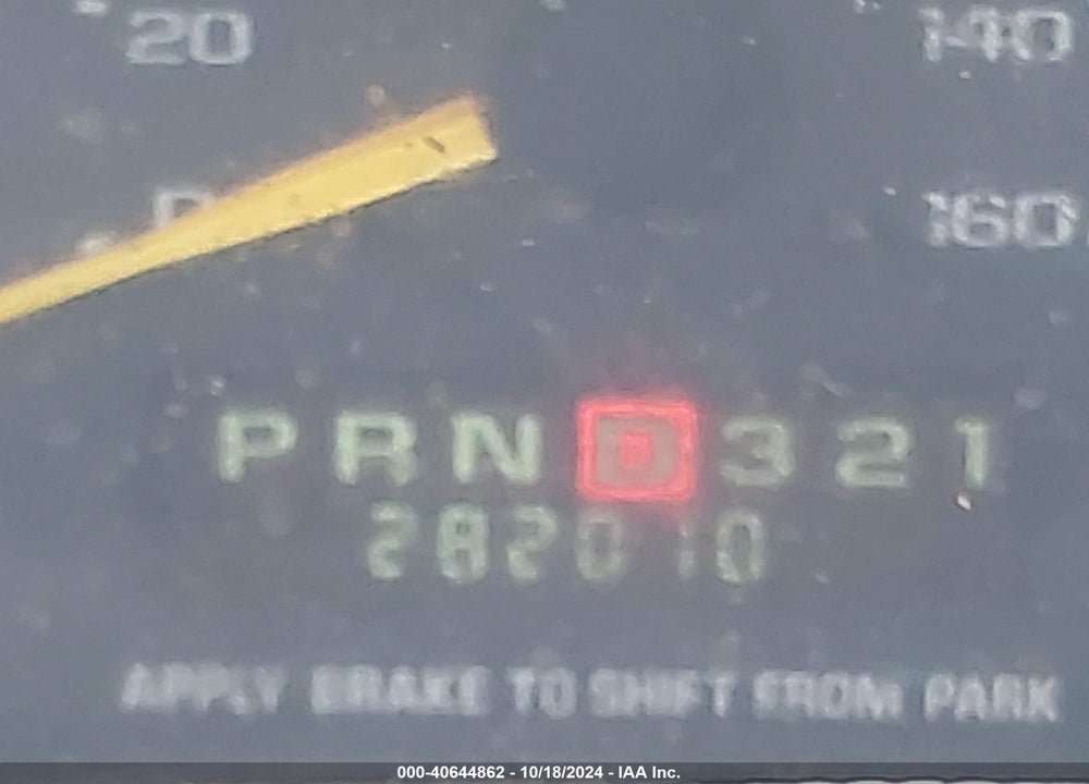 2001 CHEVROLET EXPRESS VIN: 1GAHG39R611197827