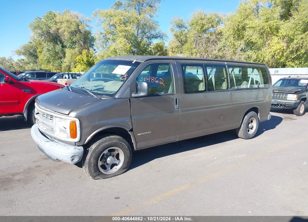 2001 CHEVROLET EXPRESS VIN: 1GAHG39R611197827