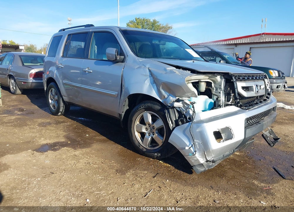 2011 HONDA PILOT EX-L VIN: 5FNYF4H64BB084426