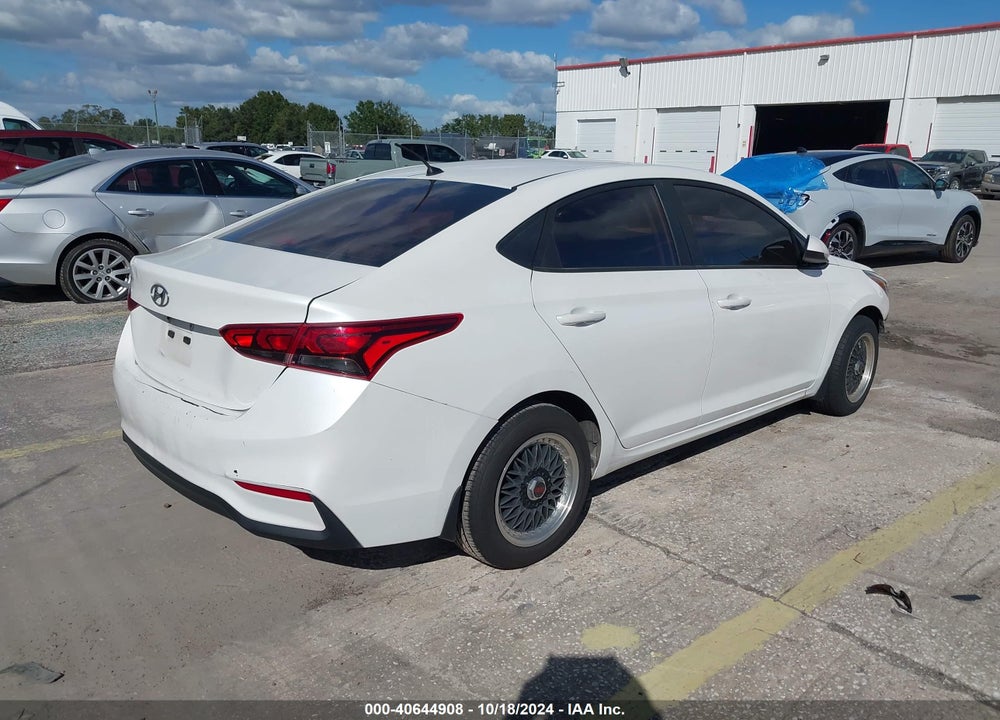 2018 HYUNDAI ACCENT SE VIN: 3KPC24A31JE032410
