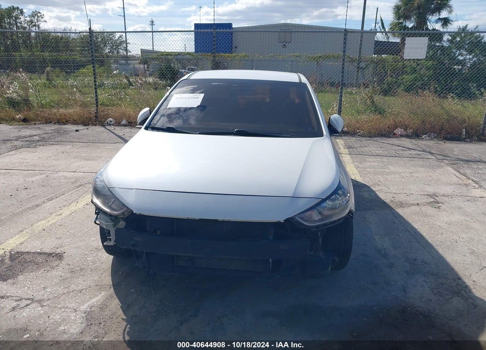 2018 HYUNDAI ACCENT SE VIN: 3KPC24A31JE032410