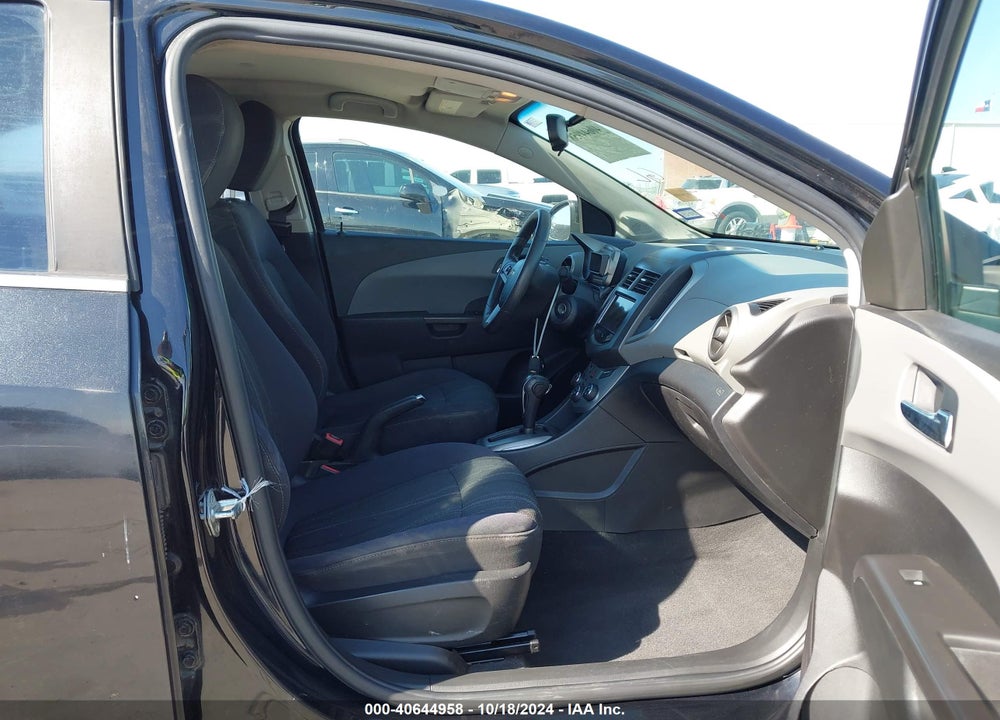 2014 CHEVROLET SONIC LT AUTO VIN: 1G1JC5SHXE4124765