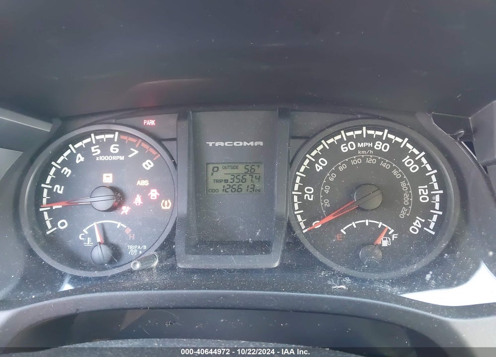 2017 TOYOTA TACOMA SR V6 VIN: 3TMCZ5AN3HM081000