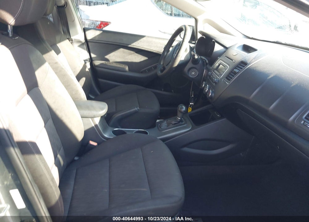 2016 KIA FORTE LX VIN: KNAFK4A62G5502677