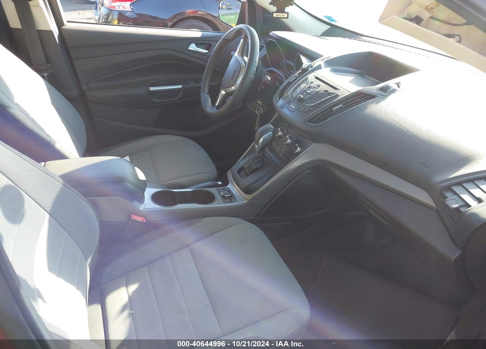 2016 FORD ESCAPE SE VIN: 1FMCU9GX0GUB09940