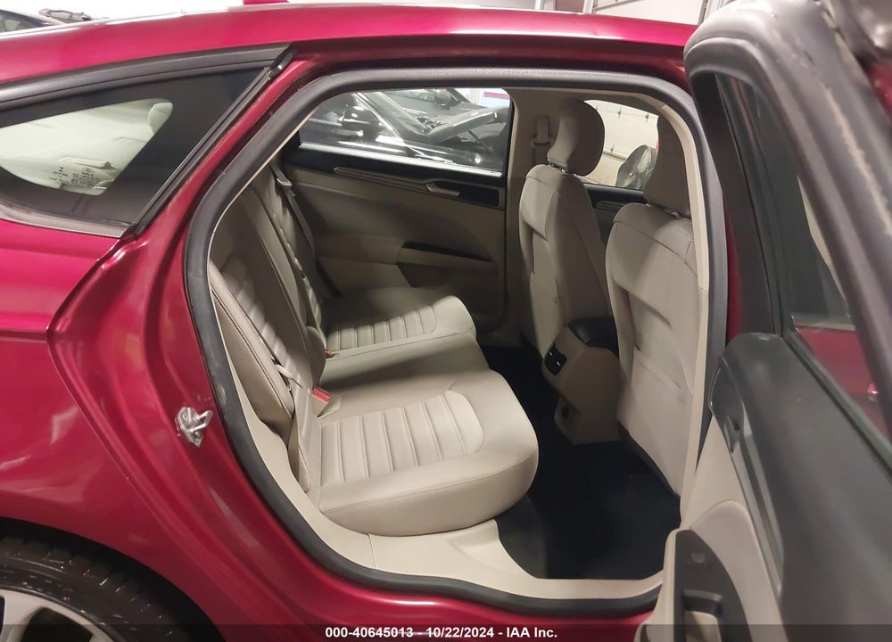 2019 FORD FUSION SE VIN: 3FA6P0HD0KR198939