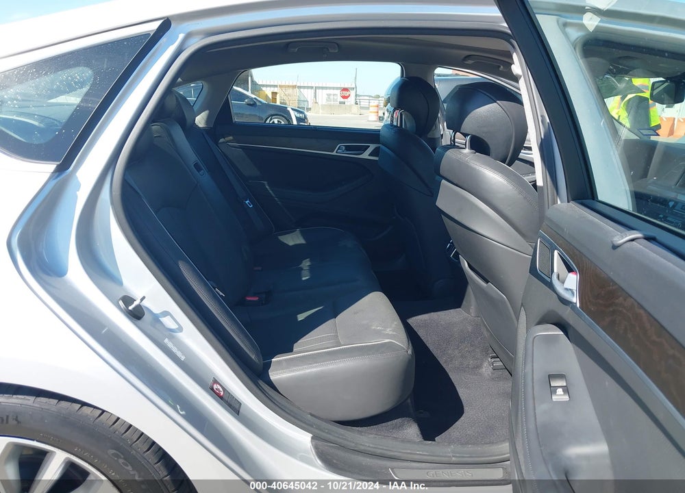 2017 GENESIS G80 3.8 VIN: KMHGN4JE3HU201652