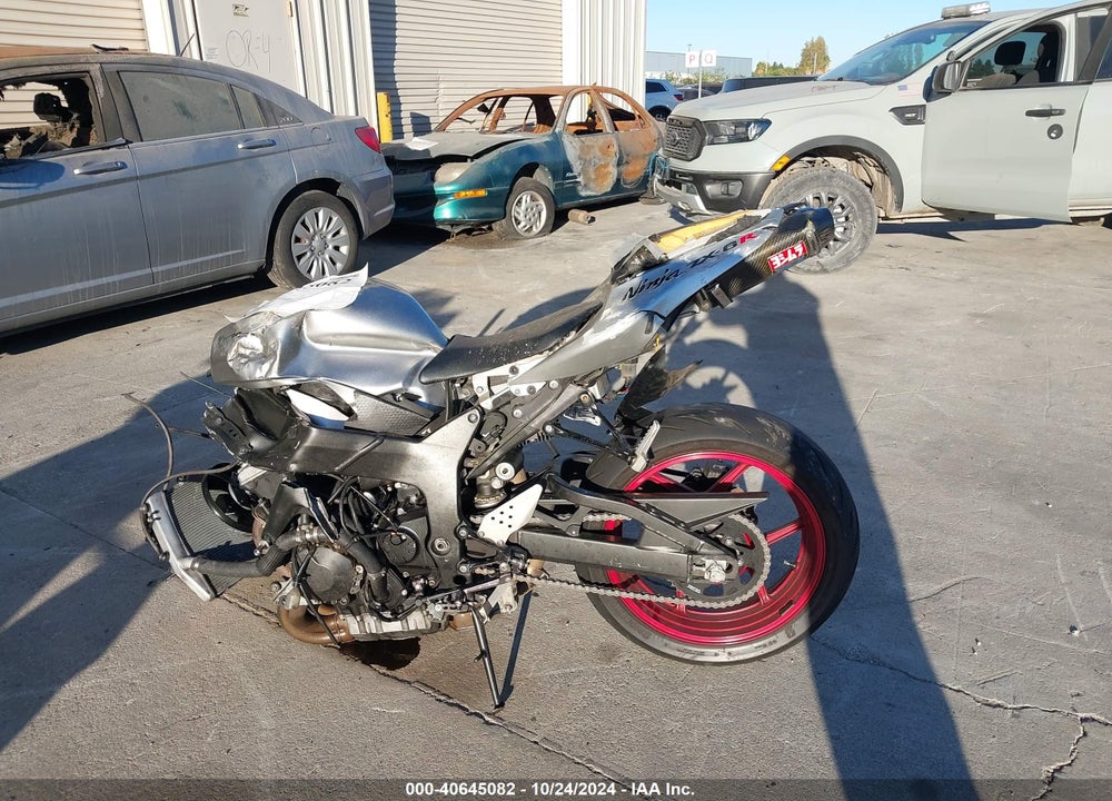 2007 KAWASAKI ZX600 P VIN: JKAZX4P137A019942