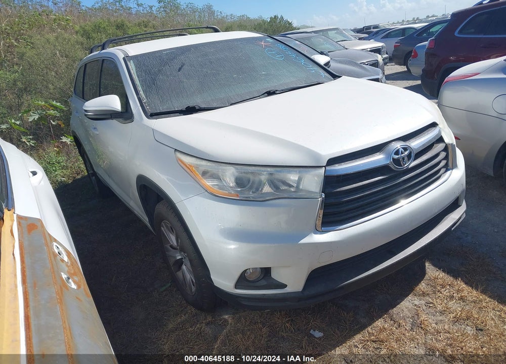 2014 TOYOTA HIGHLANDER LE PLUS V6 VIN: 5TDZKRFH5ES023796