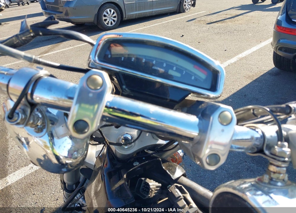 2006 SUZUKI M109R / VZR1800 K6 VIN: JS1VY53A762102788