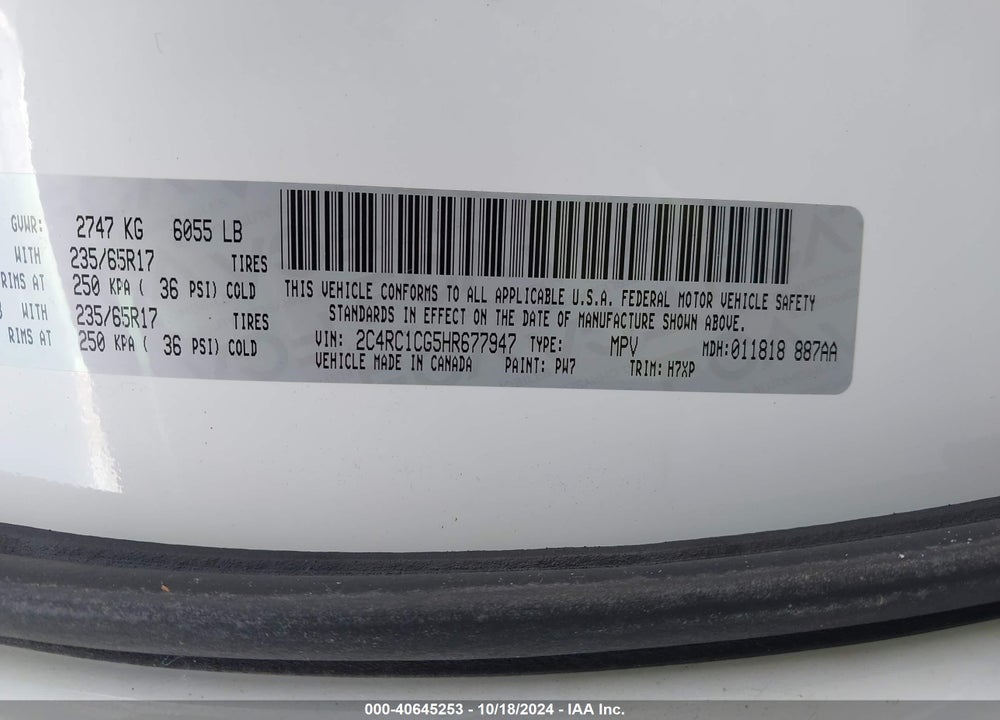 2017 CHRYSLER PACIFICA LX VIN: 2C4RC1CG5HR677947