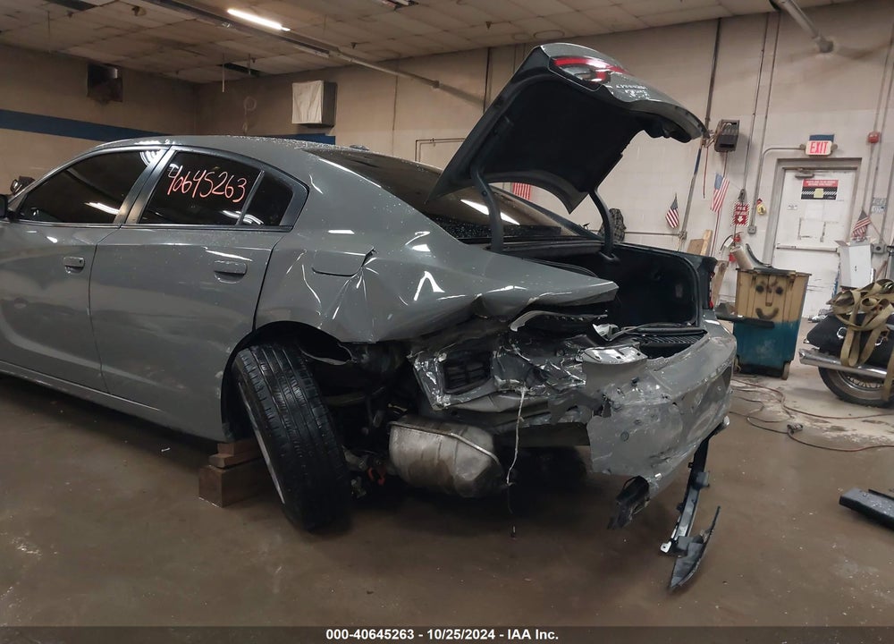 2018 DODGE CHARGER VIN: 2C3CDXBG1JH180255