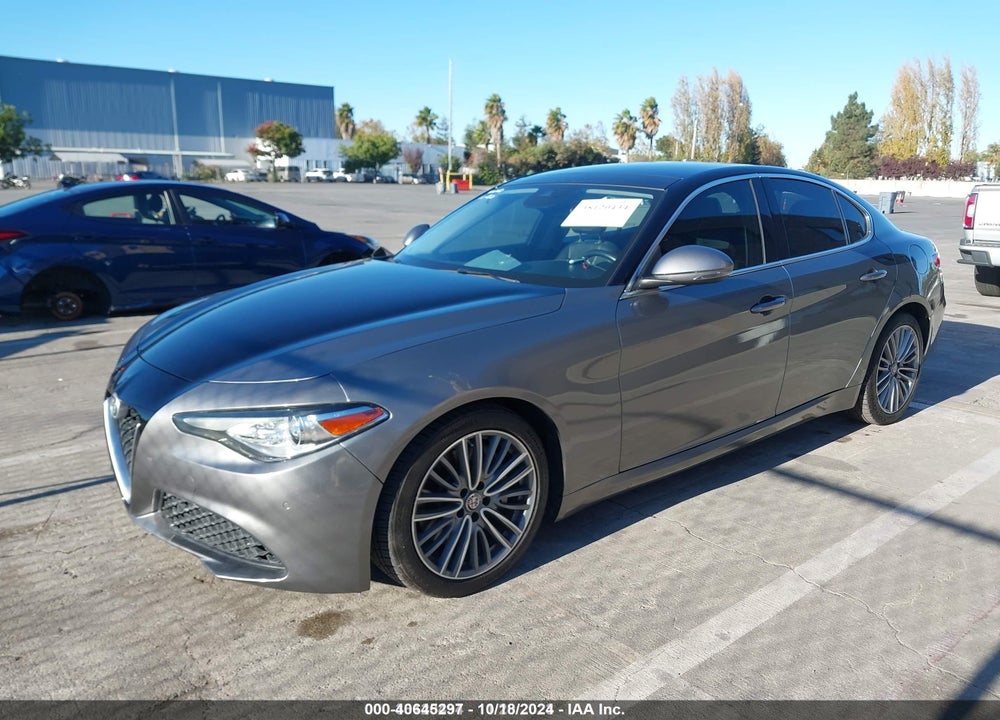2017 ALFA ROMEO GIULIA VIN: ZARFAECN8H7536327
