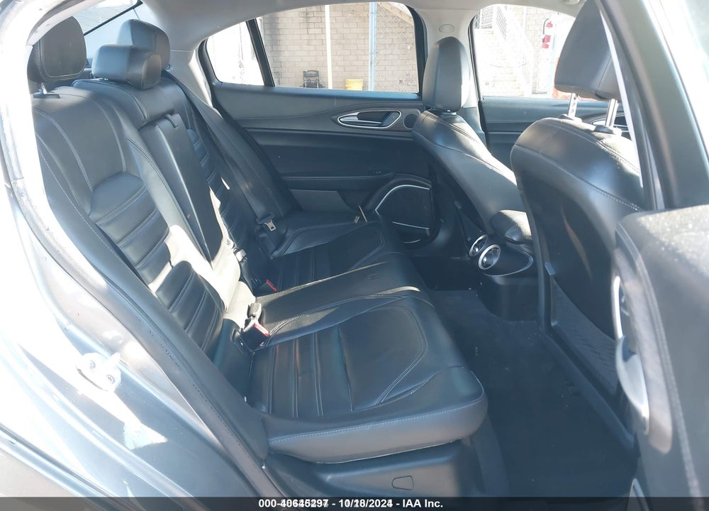 2017 ALFA ROMEO GIULIA VIN: ZARFAECN8H7536327