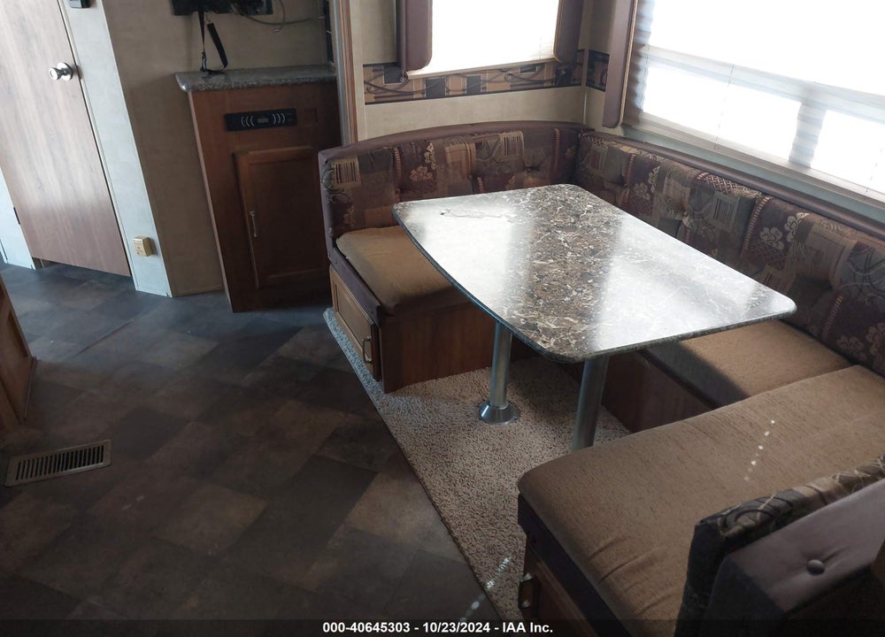 2014 KEYSTONE SUMMERLAND VIN: 4YDT21026E3151488
