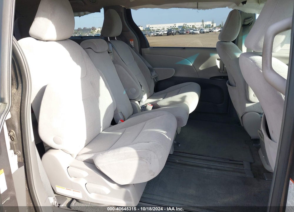 2015 TOYOTA SIENNA LE 8 PASSENGER VIN: 5TDKK3DC3FS656353