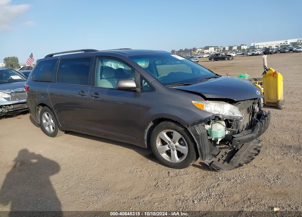 2015 TOYOTA SIENNA LE 8 PASSENGER VIN: 5TDKK3DC3FS656353