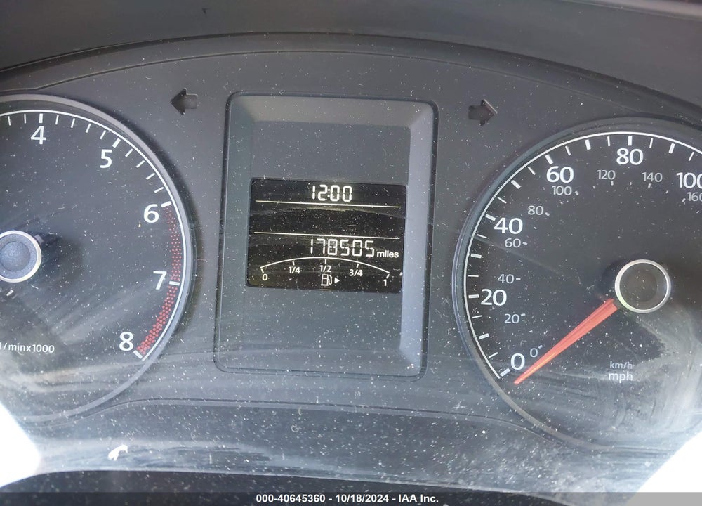 2011 VOLKSWAGEN JETTA 2.5L SE VIN: 3VWDZ7AJ7BM364100