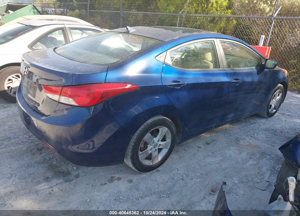 2013 HYUNDAI ELANTRA VIN: KMHDH4AE8DU871153