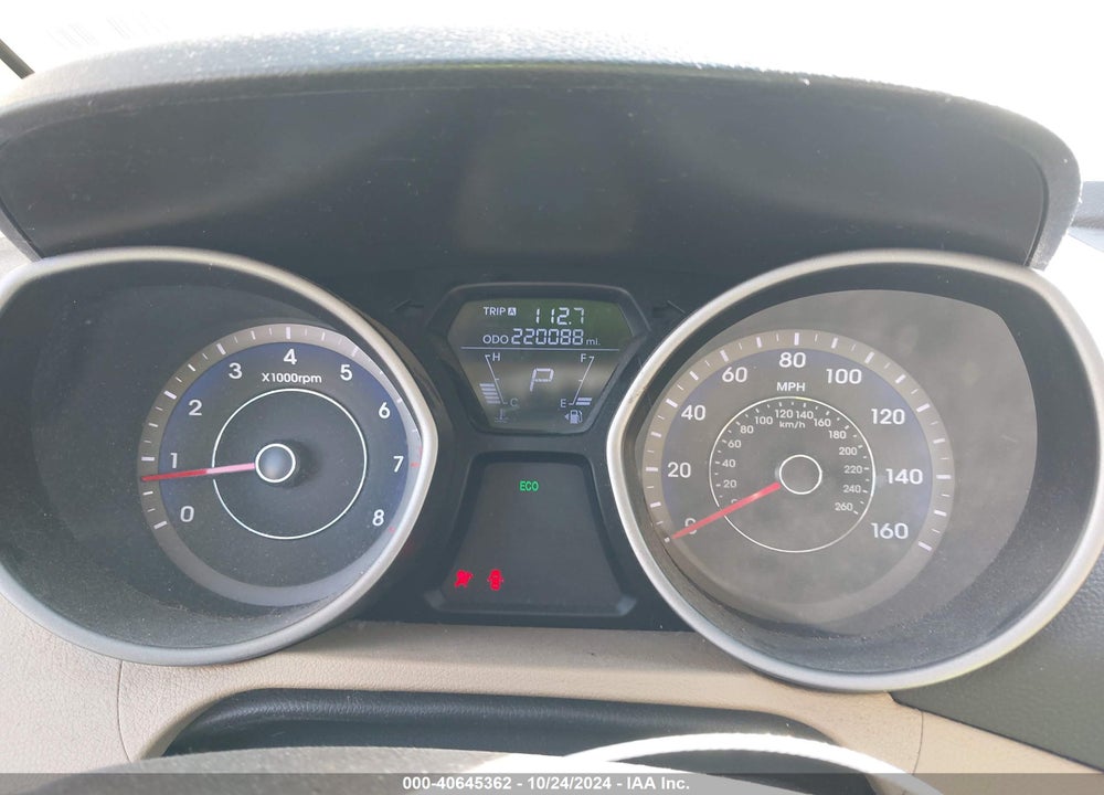 2013 HYUNDAI ELANTRA VIN: KMHDH4AE8DU871153