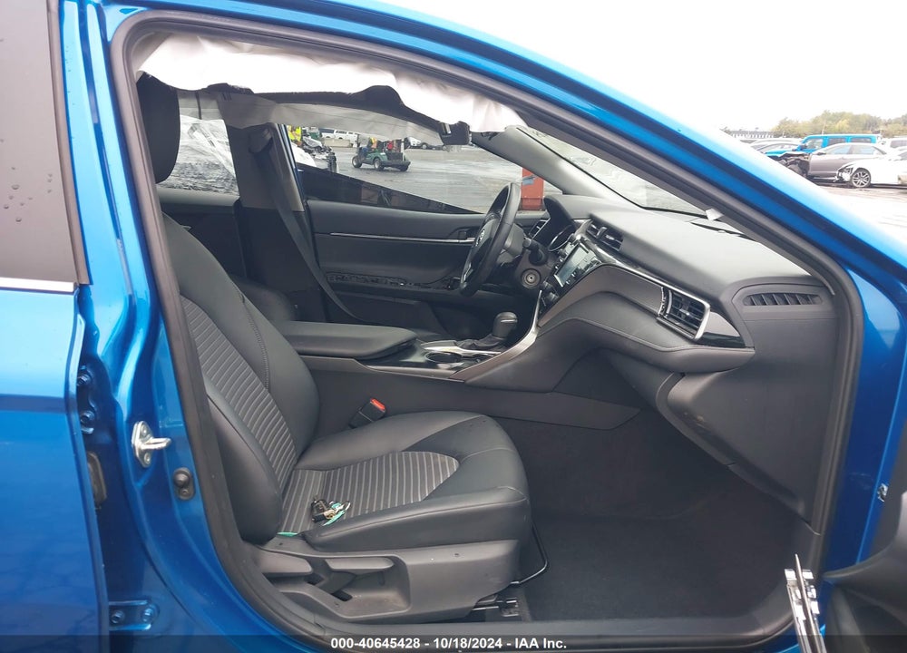 2019 TOYOTA CAMRY SE VIN: 4T1B11HK5KU261763