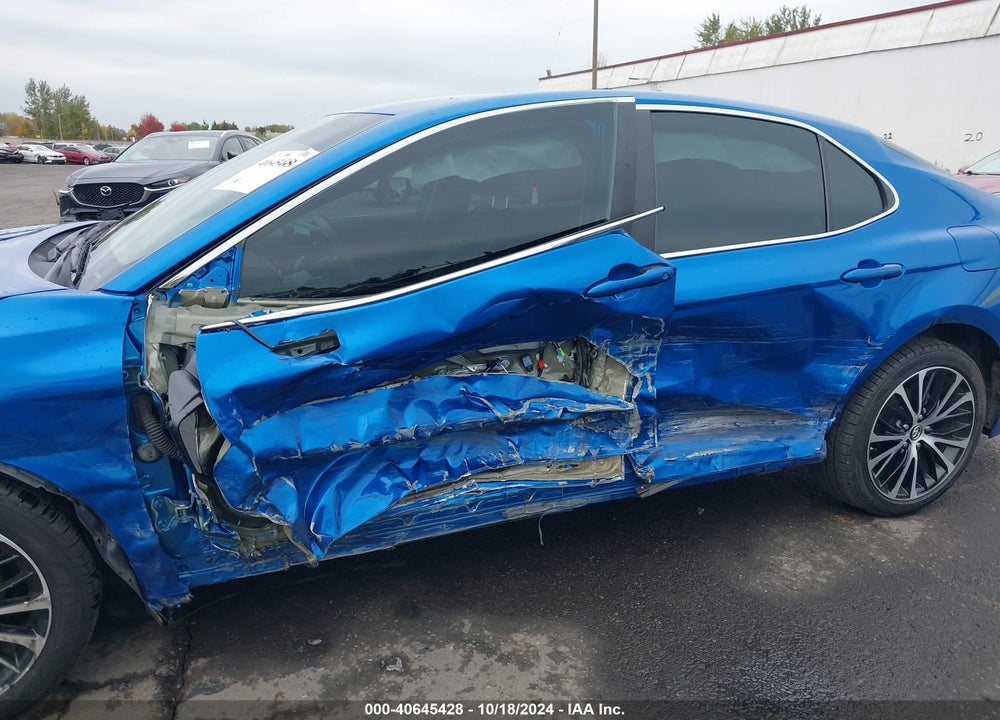2019 TOYOTA CAMRY SE VIN: 4T1B11HK5KU261763