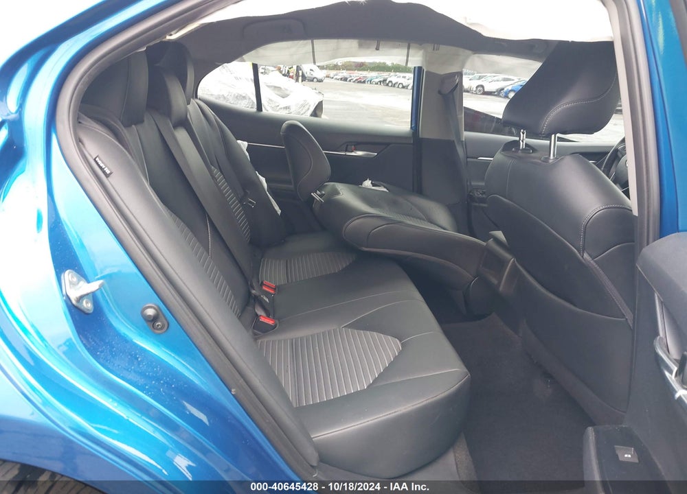 2019 TOYOTA CAMRY SE VIN: 4T1B11HK5KU261763