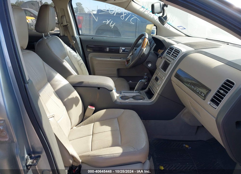 2007 LINCOLN MKX VIN: 2LMDU68C37BJ18902