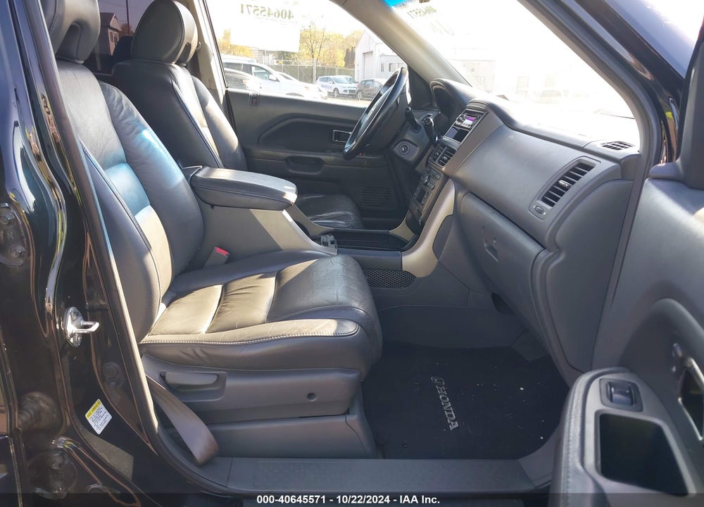 2007 HONDA PILOT EX-L VIN: 5FNYF18537B029897