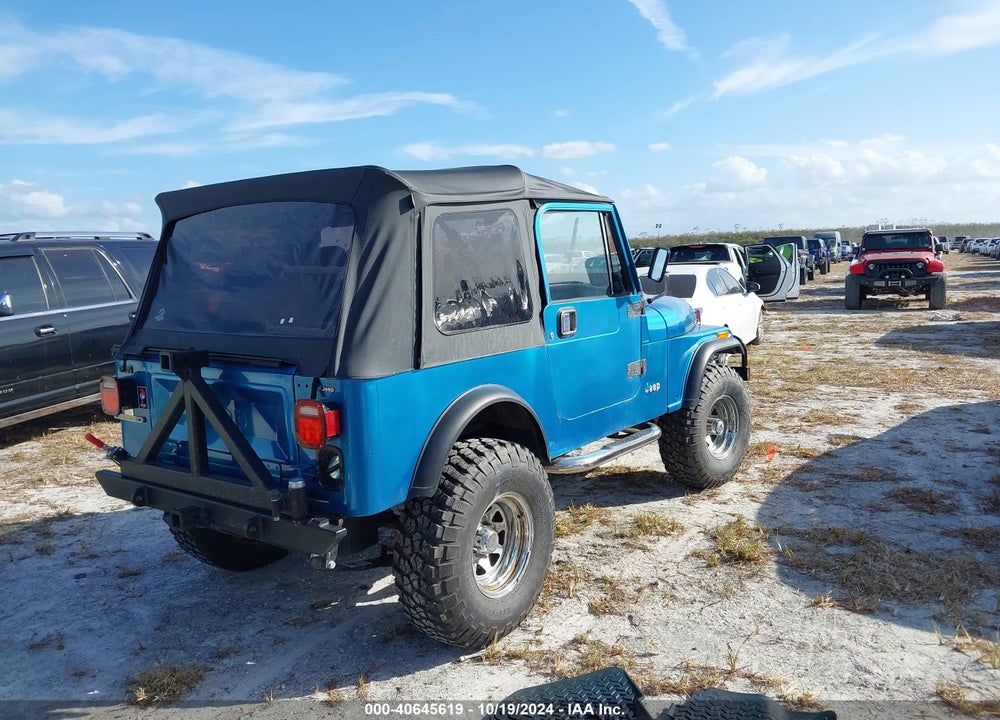 1983 JEEP CJ7 VIN: 1JCCN87A8DT018499