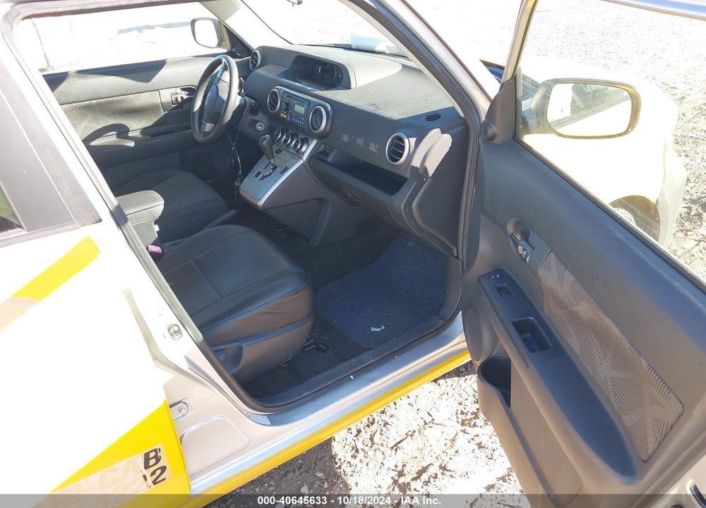 2013 SCION XB VIN: JTLZE4FE7DJ031270