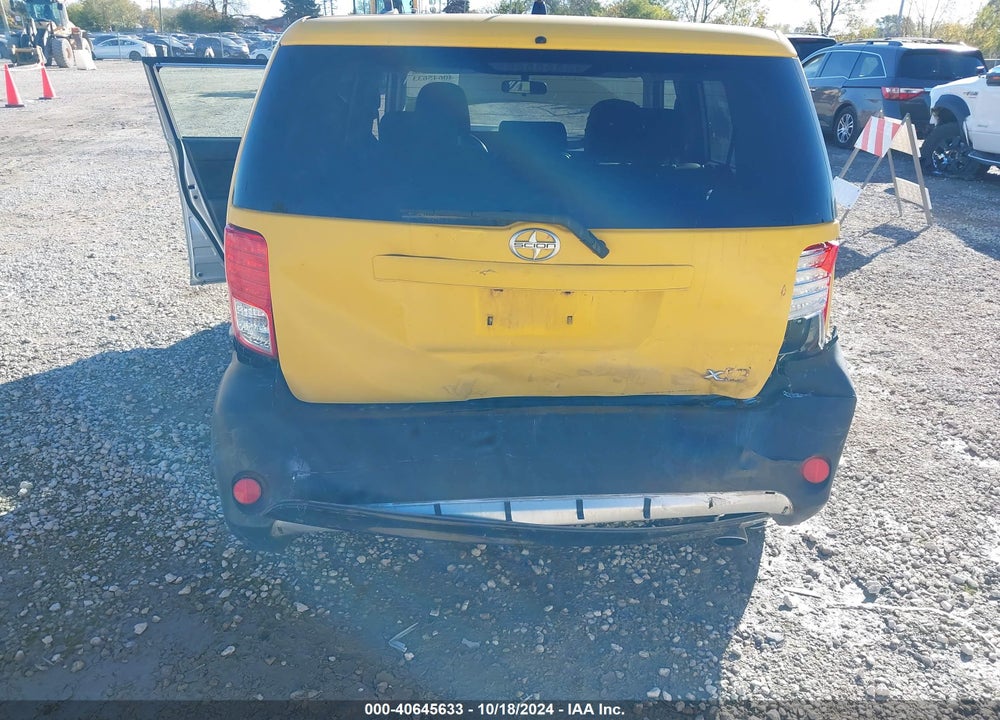 2013 SCION XB VIN: JTLZE4FE7DJ031270
