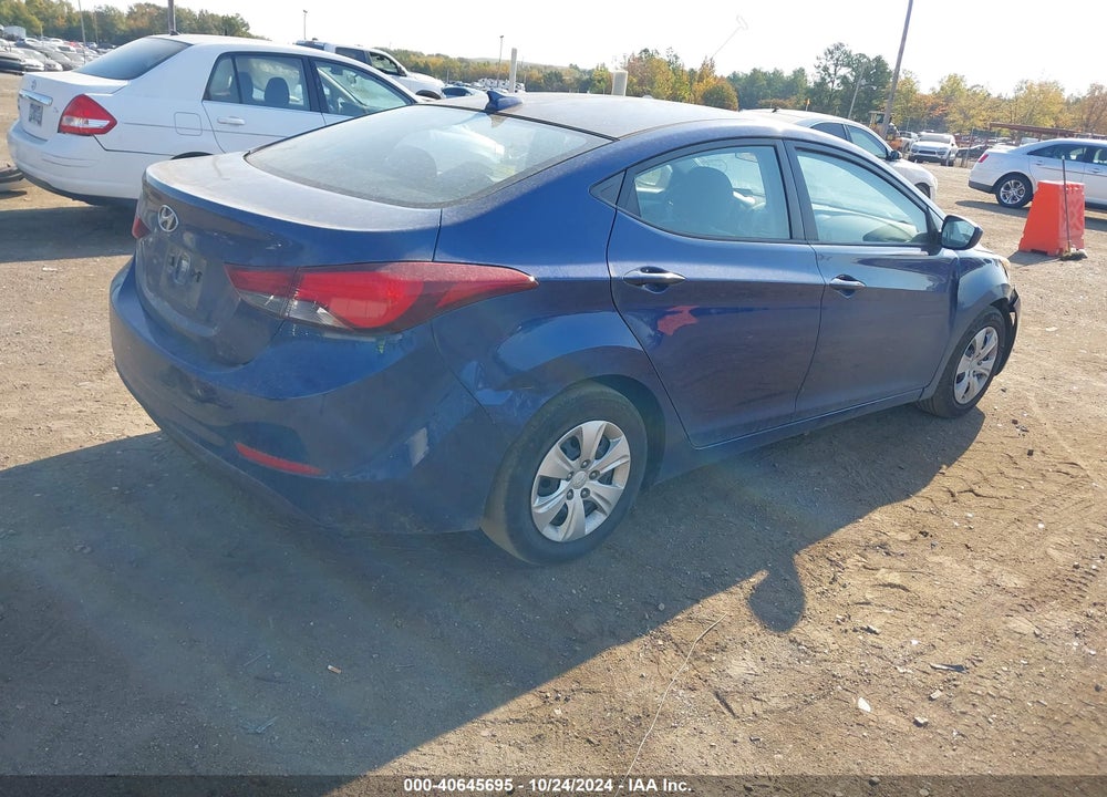2016 HYUNDAI ELANTRA SE VIN: 5NPDH4AE9GH776510