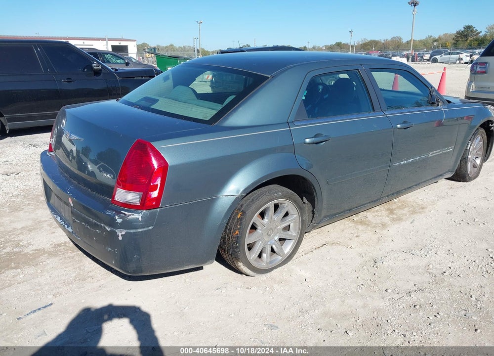 2006 CHRYSLER 300 VIN: 2C3KA43R66H126959