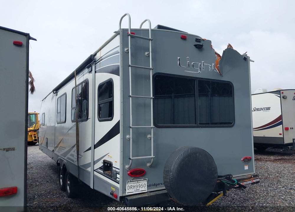 2021 OPEN RANGE LIGHT VIN: 58TBH0BRXM3TL3111