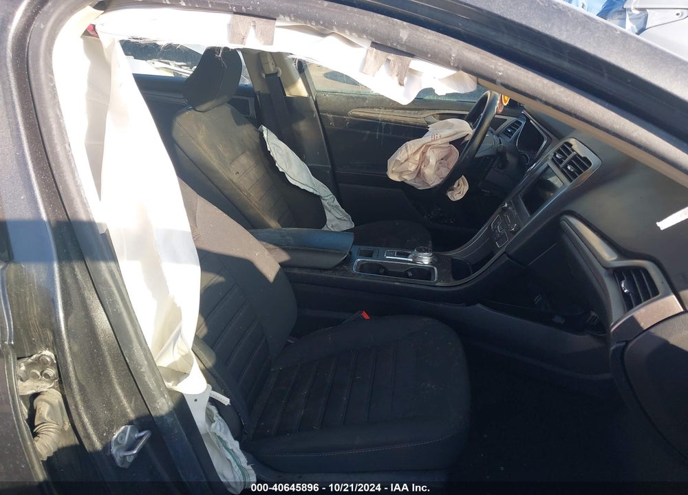 2020 FORD FUSION SE VIN: 3FA6P0T93LR253677