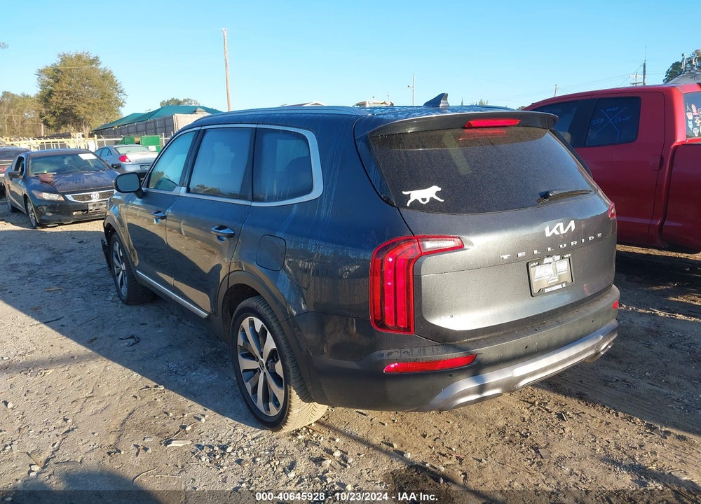 2022 KIA TELLURIDE S VIN: 5XYP64HCXNG284130