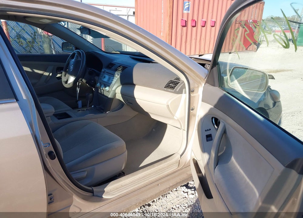 2007 TOYOTA CAMRY LE VIN: 4T4BE46K57R007590