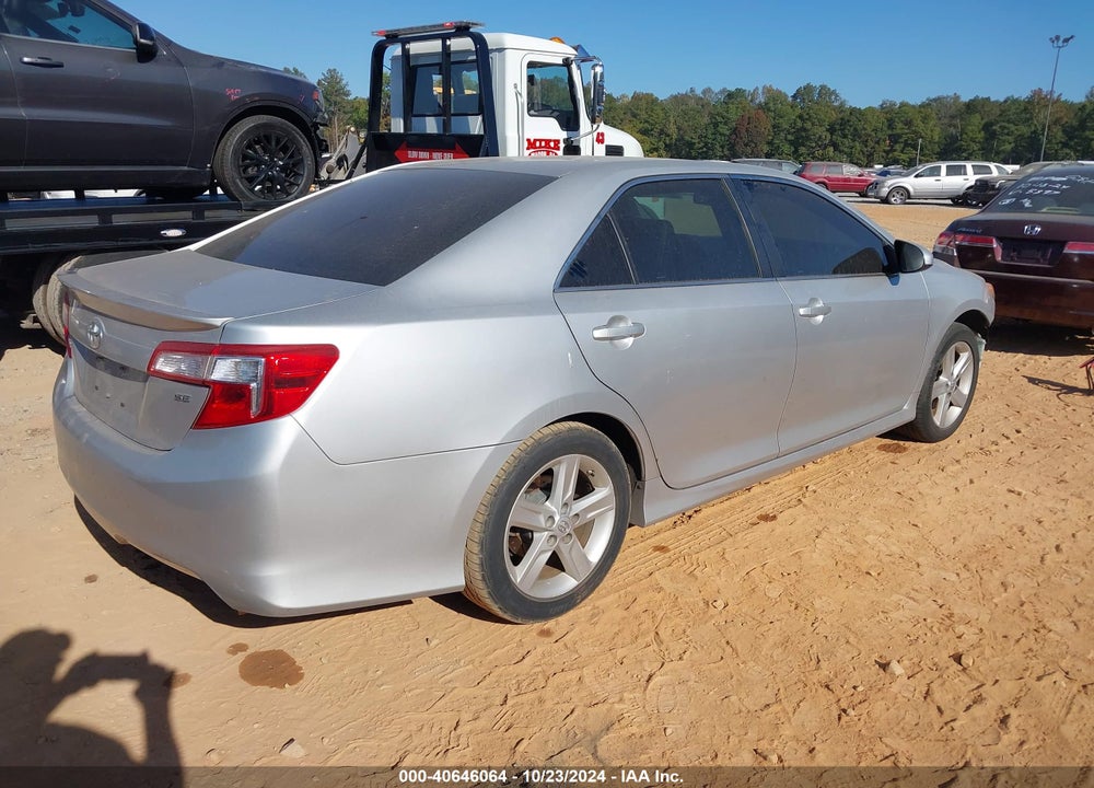2014 TOYOTA CAMRY SE VIN: 4T1BF1FK1EU409870