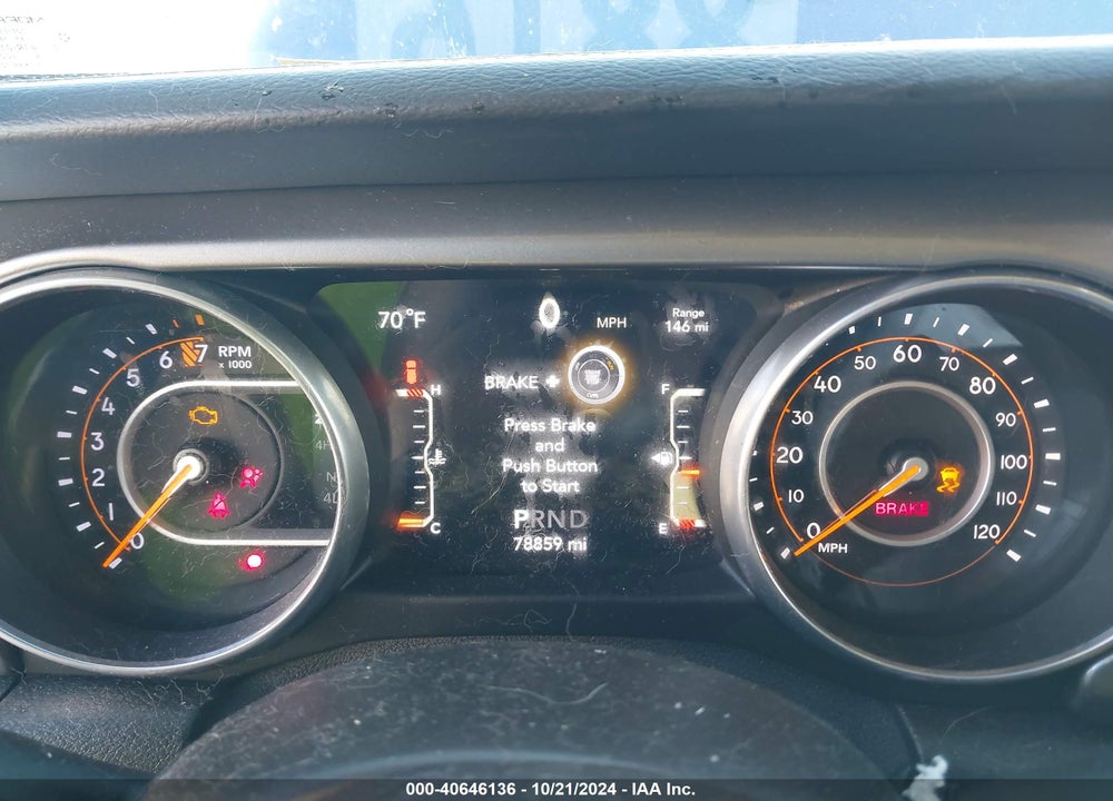 2018 JEEP WRANGLER UNLIMITED SAHARA 4X4 VIN: 1C4HJXEG0JW232045